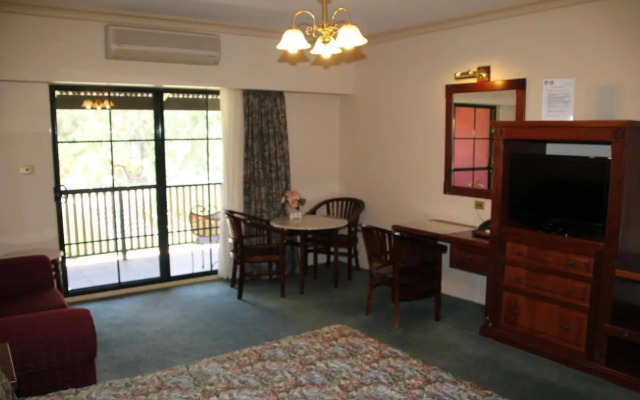 The Lawson Riverside Suites