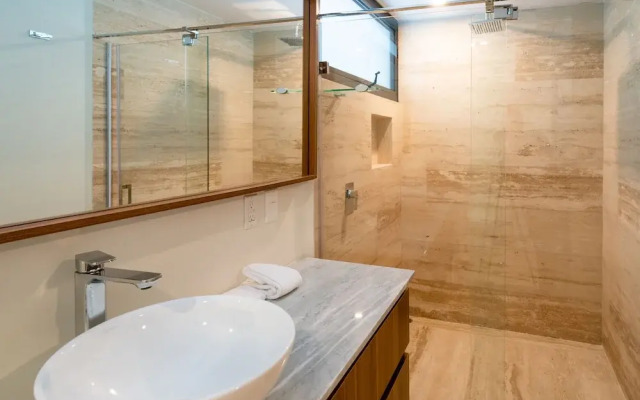 Condo Anahuac - Luxury At AWA Residences