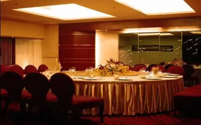 Sayeah Hotel (Guangzhou Shiqiao Metro Station)