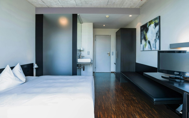 Hotel Kreuzlingen am Hafen – Guest Rooms – Kreuzlingen
