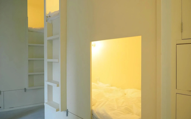 almond hostel & cafe Shibuya