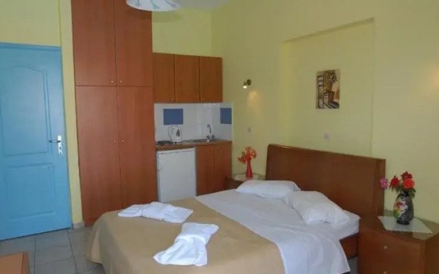 Lakis Studios