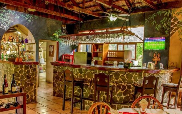 Hotel y Restaurante Costa Coral