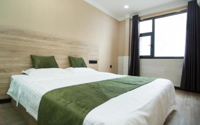 Greentree Inn Linyi Lanshan District Bus Station E
