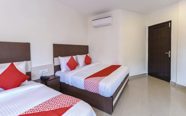 OYO 11689 Kelvish Hotel