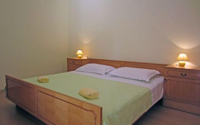 Apartments Bareta
