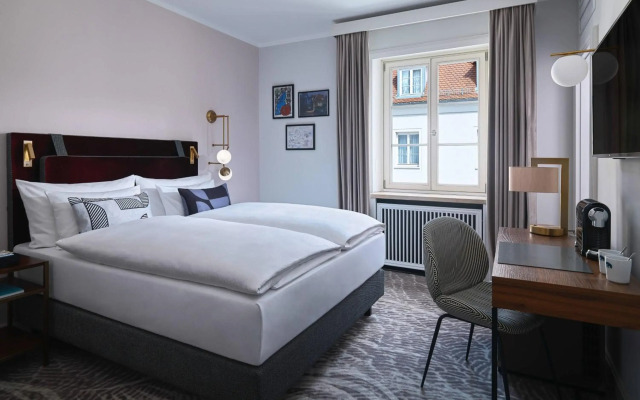 Hotel Elephant Weimar, Autograph Collection