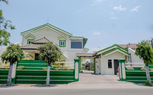 Hotel Taman Indah