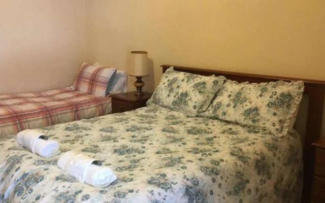 Truro weighbridge motel