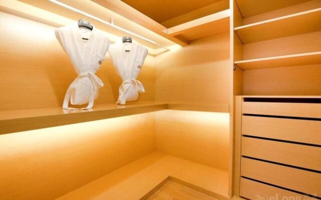 Yishang Baoli Shimao International Apartment