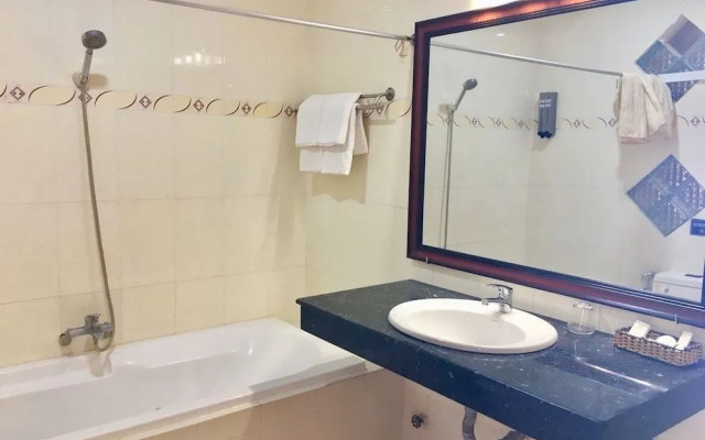 Y Linh Hotel