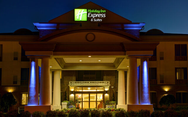 Holiday Inn Express and Suites Guelph