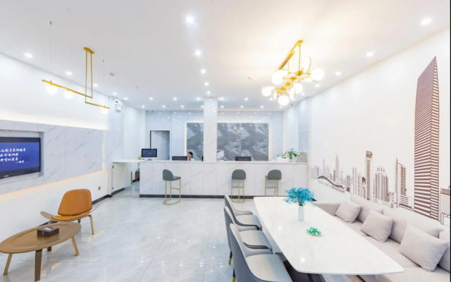 TOWO Shangpin Hotel (Shenzhen Baoan Airport Pinglushan Station)