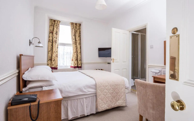 The Queens Hotel