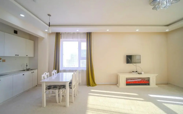 Eagle Town Service Apartment