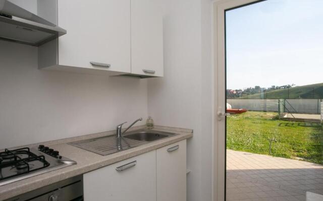 M58 - Marcelli, nuova villetta con giardino