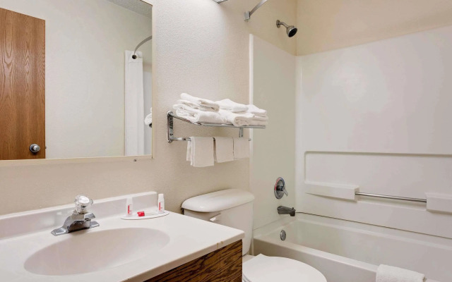 Super 8 By Wyndham Martinsburg