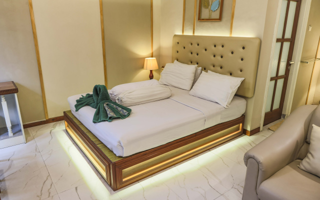 Hotel Gradia 1 – Guest Rooms – Batu