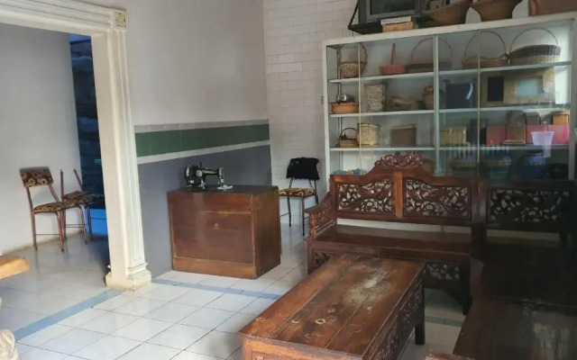 OYO 90043 Vila Afanda Syariah