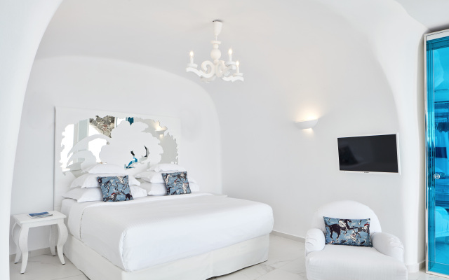 Canaves Oia Suites - Small Luxury Hotels of the World