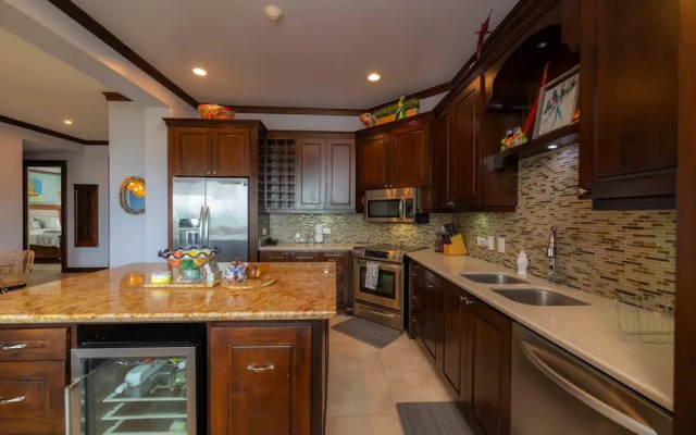 Altavista 4C 3 bdr 3 Bath Ocean View