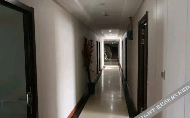 Yugan City Express Hotel