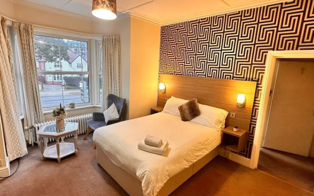 Pine Lodge Hotel & Restaurant Mansfield