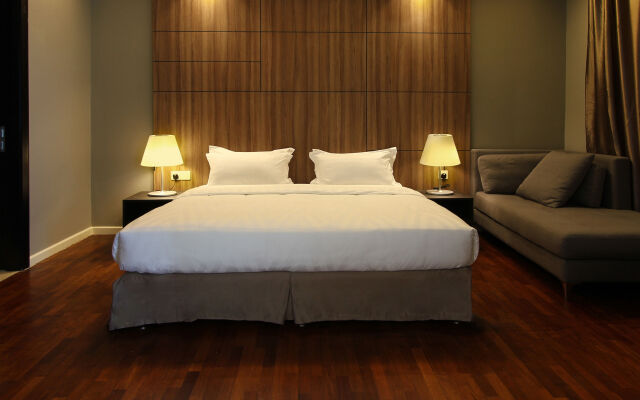 The Shore Hotel & Residences