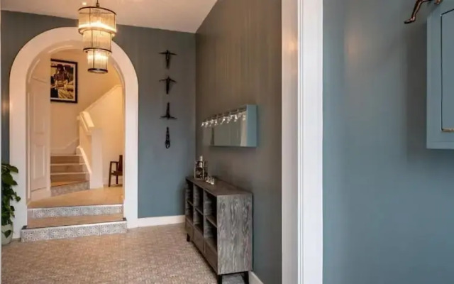 Cathedral Yard - An Exclusive Private Apartment on Cathedral Green, Exeter