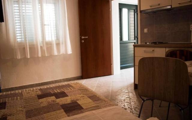 House Nataniel in Omiš near sea