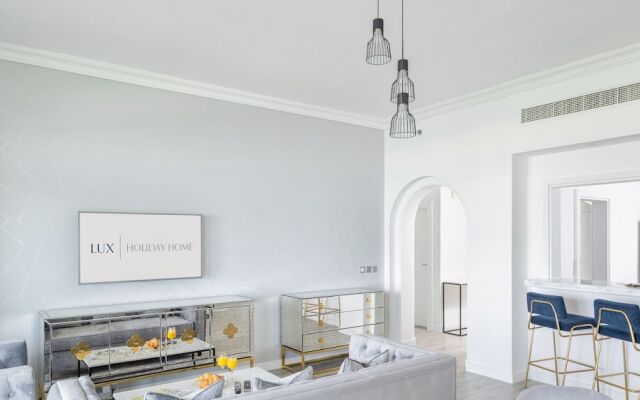 LUX - The Shoreline Beach House