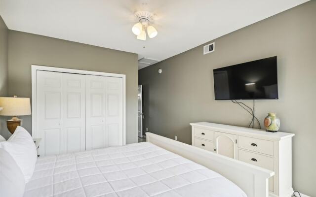 Sandpiper Cove 9125 2 Bedroom Condo by RedAwning