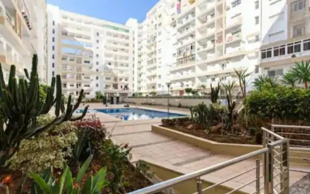 nice little apartment with swimming pool