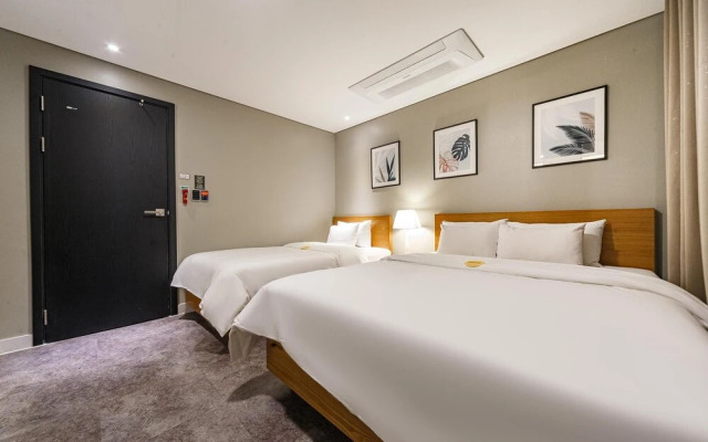 Suncheon Hotel Yeogieutte