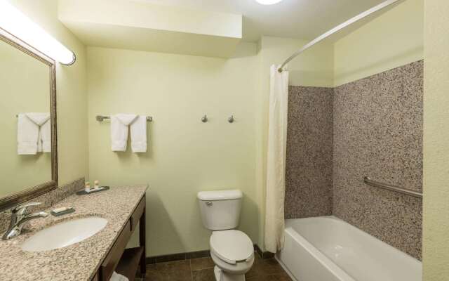 La Quinta Inn & Suites by Wyndham Las Vegas Airport South