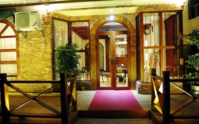 Raimi Hotel