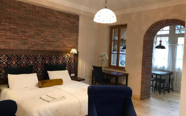 Botanical 21 Apartments