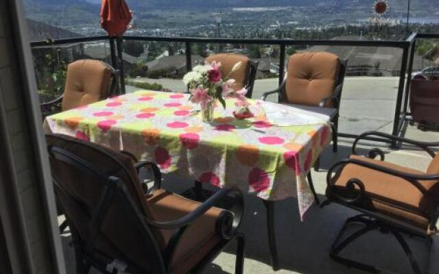 Rowena's Retreat