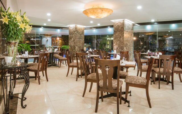 May De Ville Trendy Hotel & Spa