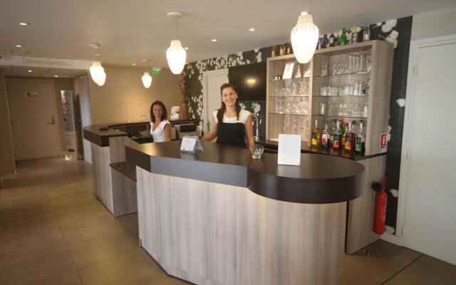 Hôtel Kyriad Lyon Est