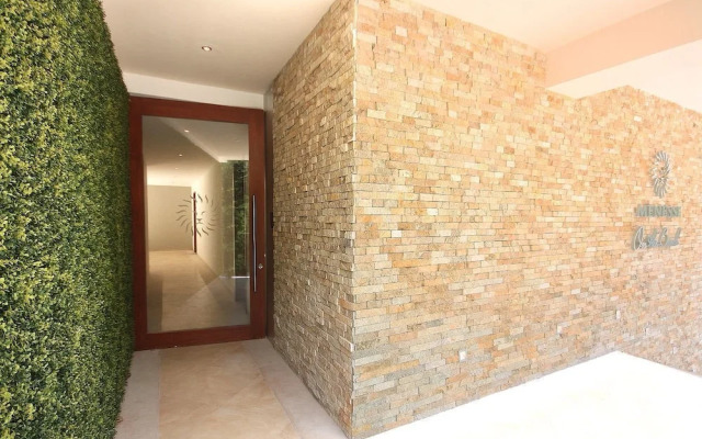 MENESSE Beach Apartments