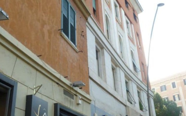Home 79 Relais