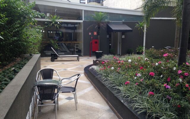 Higienopolis Hotel & Suites
