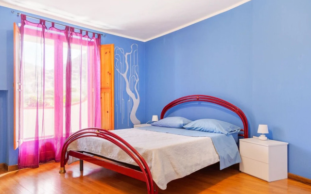 Pleasant Holiday Home in Tropea near Sea