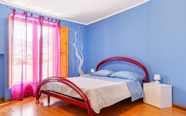Pleasant Holiday Home in Tropea with Sea Beach Nearby