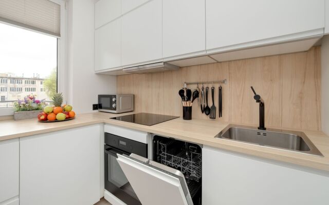 Łąkowa Apartment Łódź by Renters