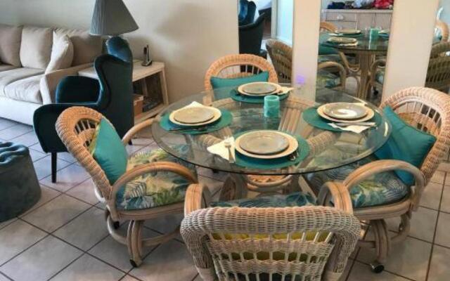 Ocean Village Club K24