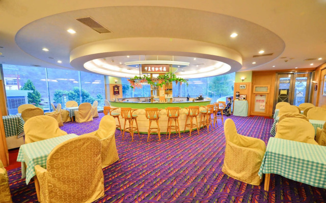 Hotel Tilun Dongpu Spa
