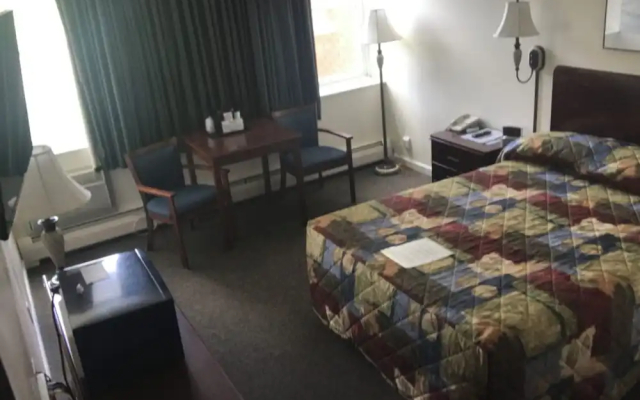 Baxter Park Inn