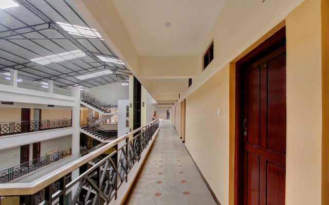 Century Park by OYO Rooms